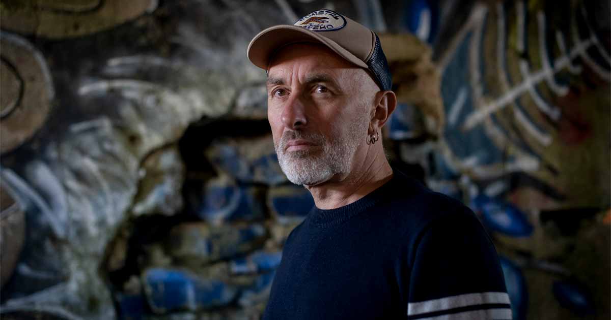 Yann Tiersen regressa com uma atuação a solo de piano + música eletrónica para promover o seu novo álbum Rathlin from a Distance | The Liquid Hour.